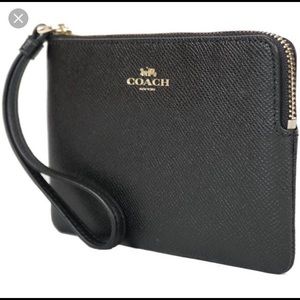 Coach crossgrain wristlet in black